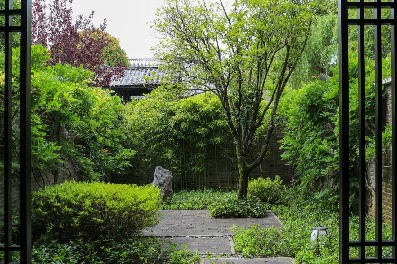 Banyan Tree Lijiang Hotel Lijiang  Exterior photo